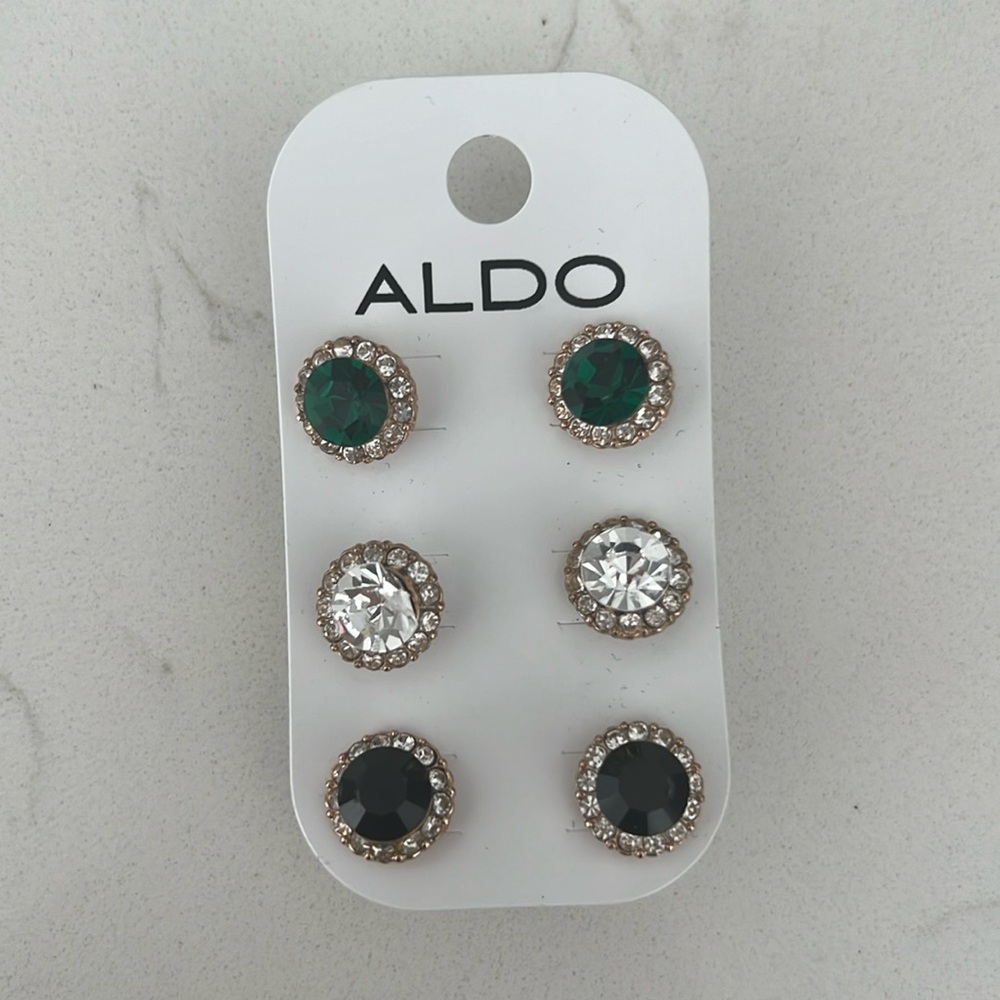 Aldo studs